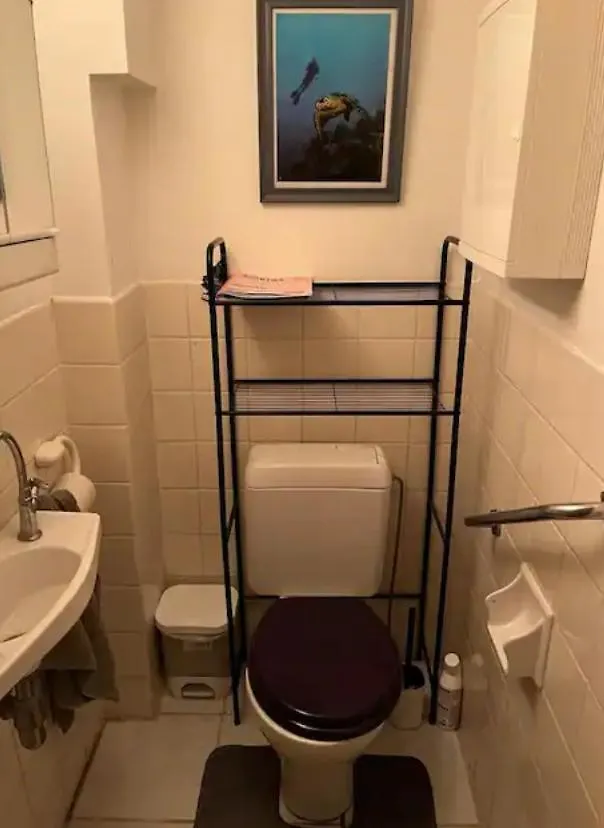 Double Bed Welcome Brussels Homestay